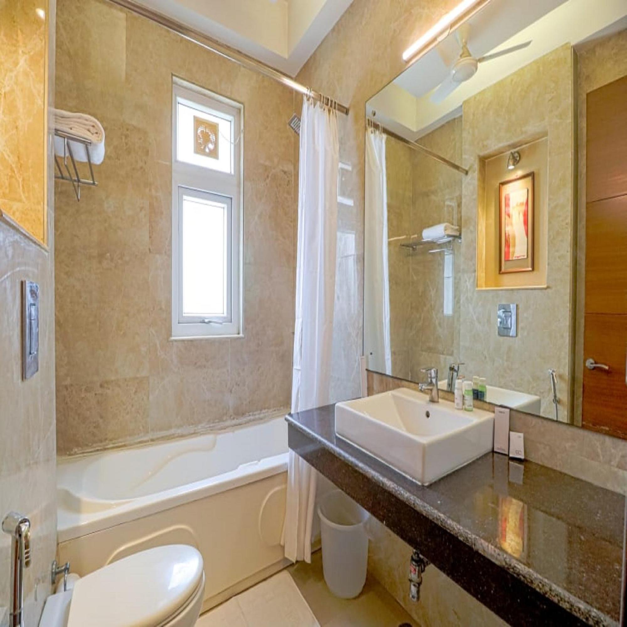 Ahuja Residency Noida Lägenhet Exteriör bild