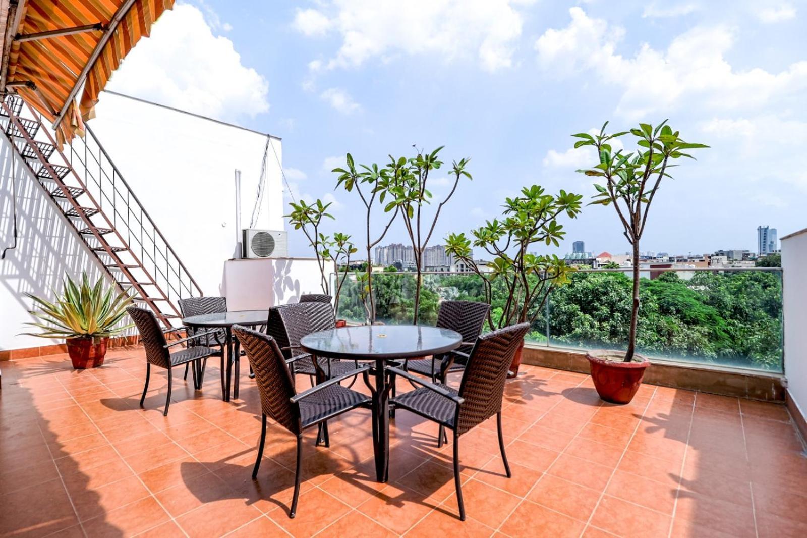 Ahuja Residency Noida Lägenhet Exteriör bild