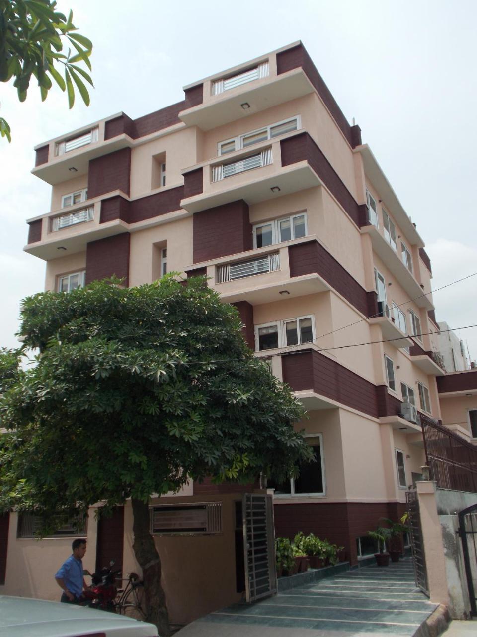 Ahuja Residency Noida Lägenhet Exteriör bild